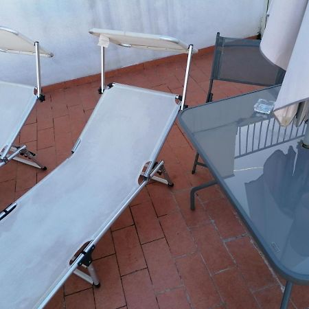 Napoli Royal Flats Villa Bagian luar foto